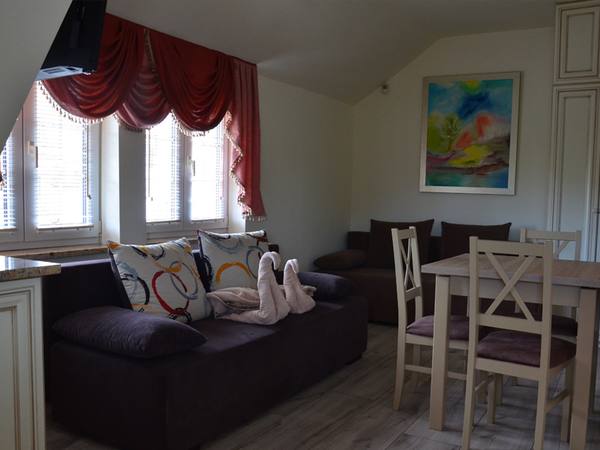 Apartament nr 10 — Karmelowa Słodycz — Willa u Babci Maliny w Sarbinowie, zdjęcie 2