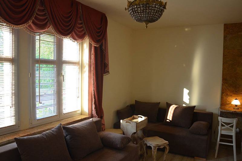 Apartament nr 3 — Bursztynowy — Willa u Babci Maliny w Sarbinowie