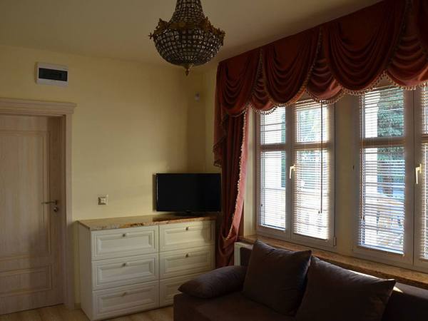 Apartament nr 6 — Tropikalna Pomarańcza — Willa u Babci Maliny w Sarbinowie, zdjęcie 2